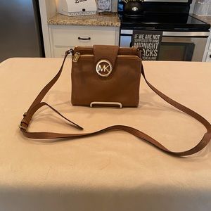 Micheal Kors brown leather organizer